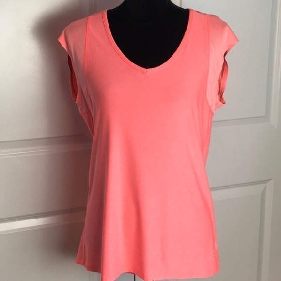 🎉 SALE SALANCE Collection Workout Tee - Picture 1 of 8